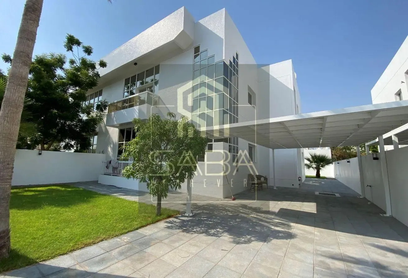 Modern Fully Renovated 4 Bed+M|Big Garden