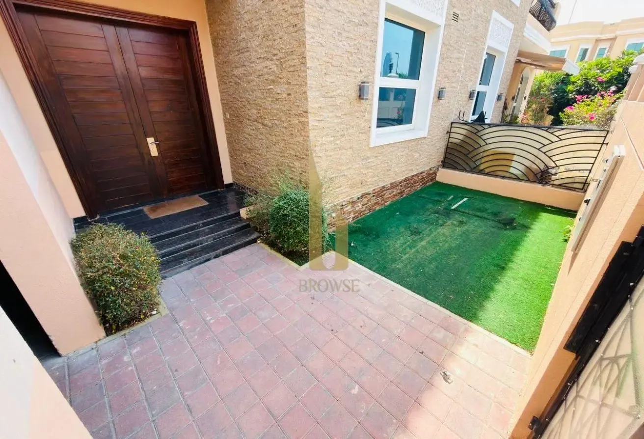 PREMIUM AMENITIES PRIVATE GARDEN SPACIOUS ROOMS