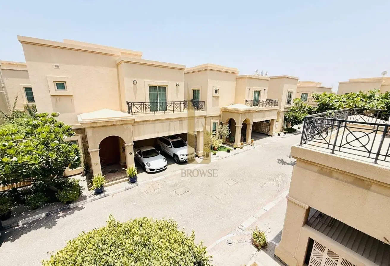 Independent Villa | 4BR+Private Garden