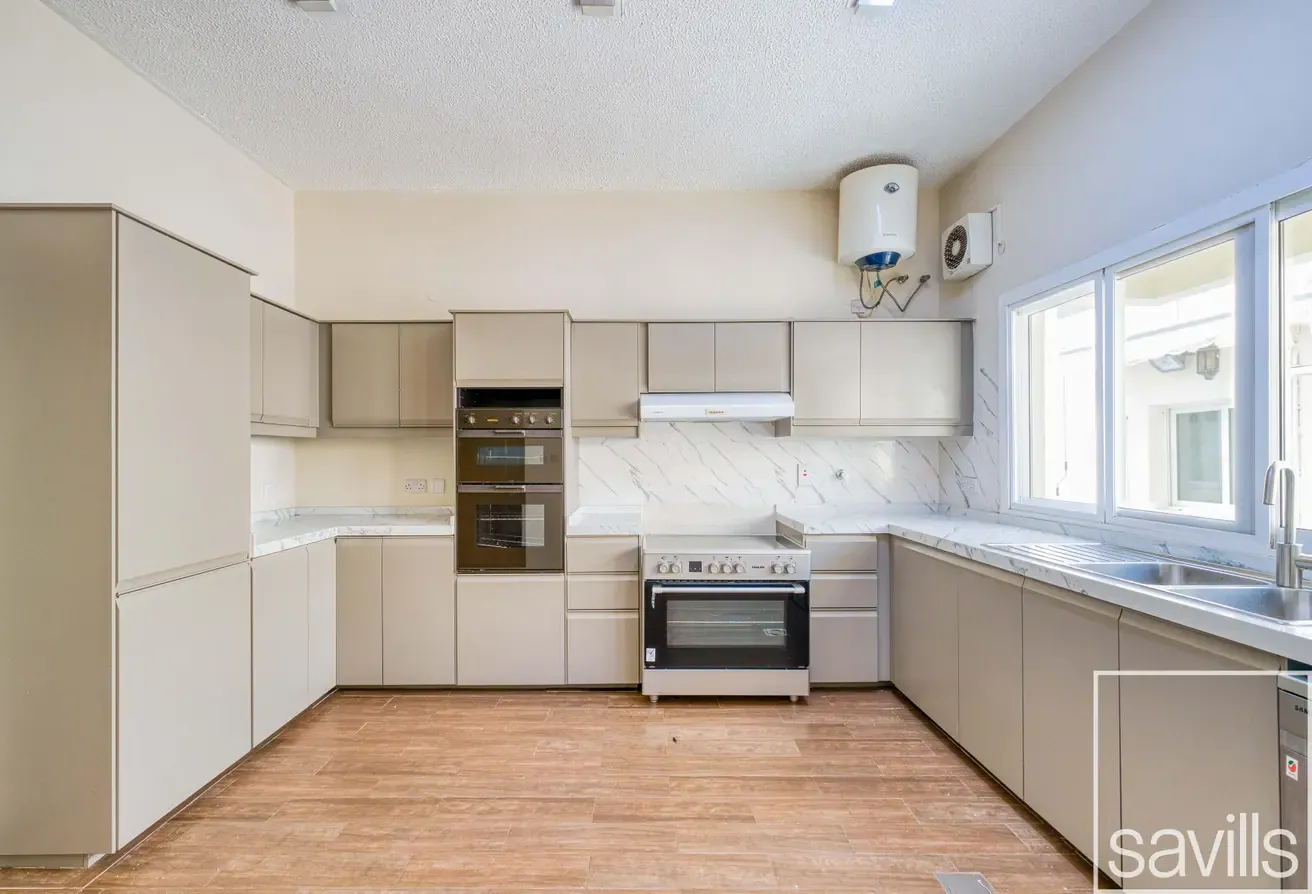 Sought after location | Vacant now | Upgraded