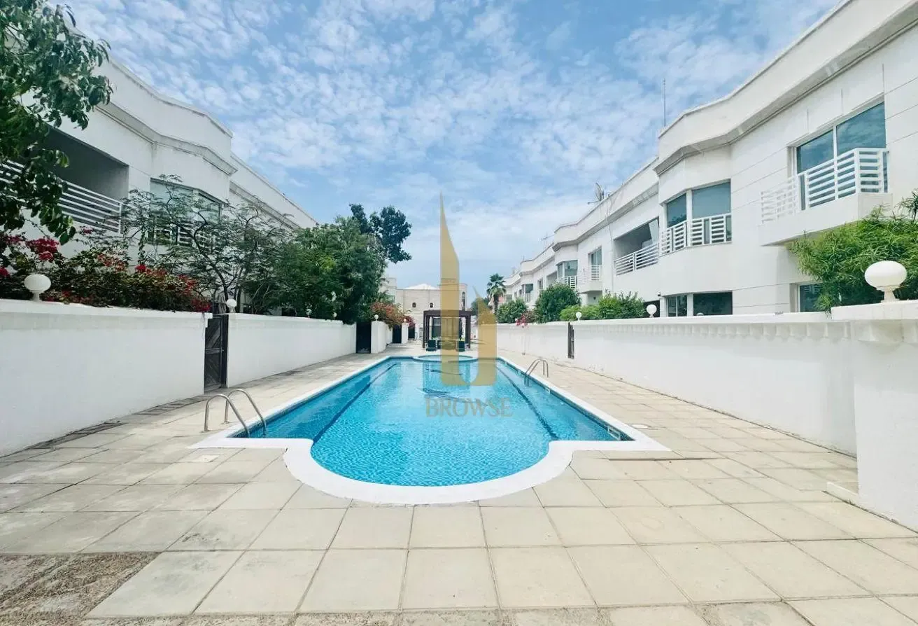 Compound Villa l Shared Pool l Garden