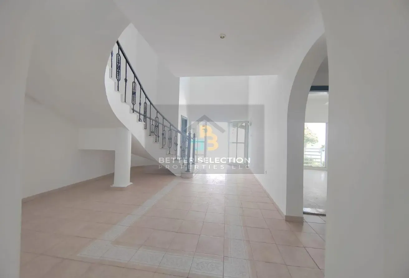 Negotiable | 5 Minutes From Beach | 4beds+Miad