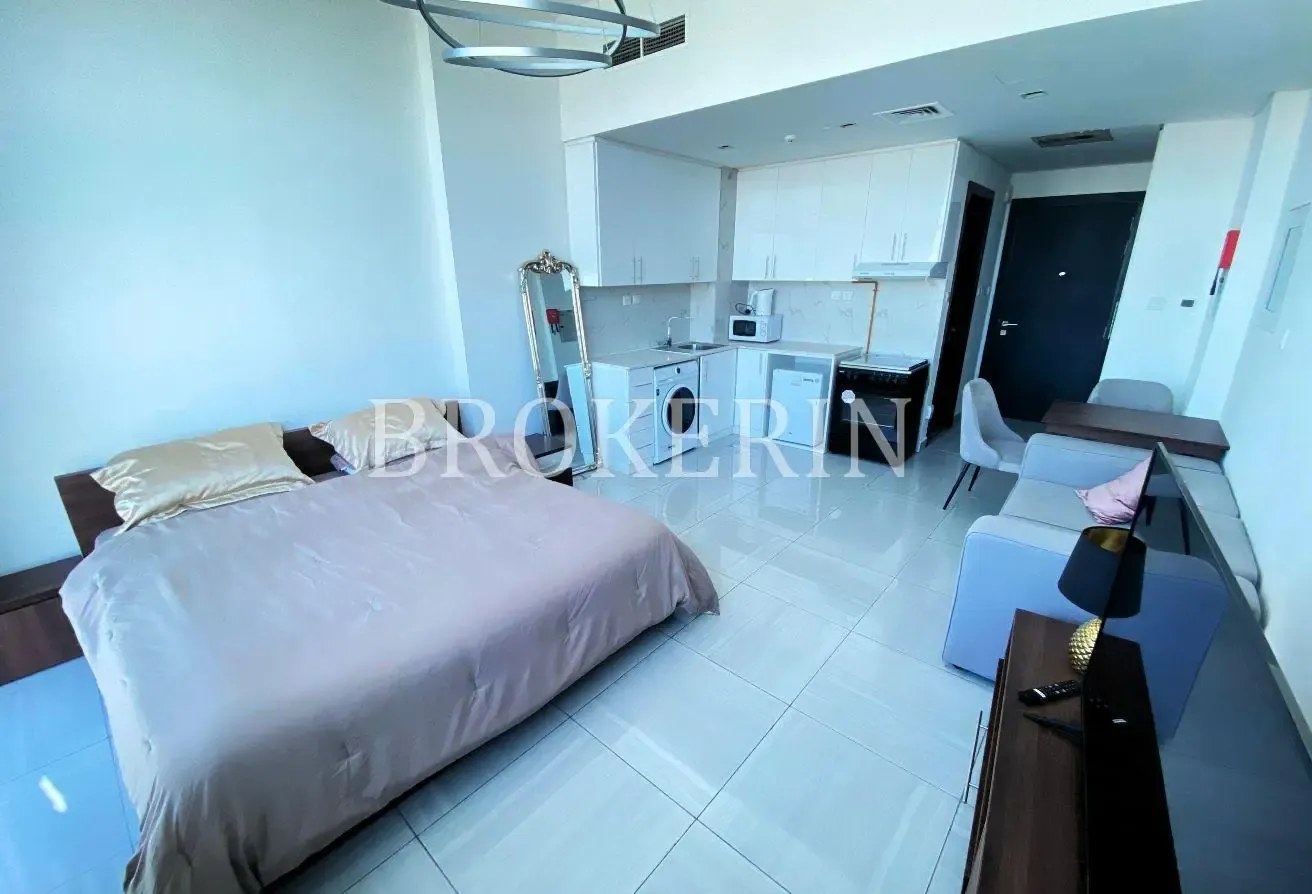 NATURAL LIGHT | BRIGHT & SPACIOUS | BEST LOCATION