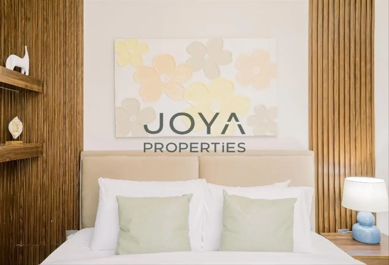 Fully Furnished | Upgraded 1BR | Bright Apartment
