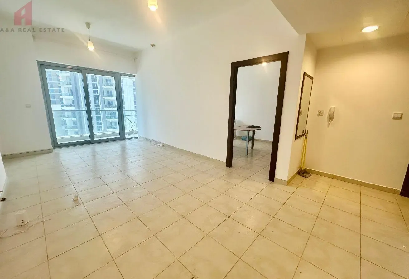 Spacious Studio Near Business Bay Metro