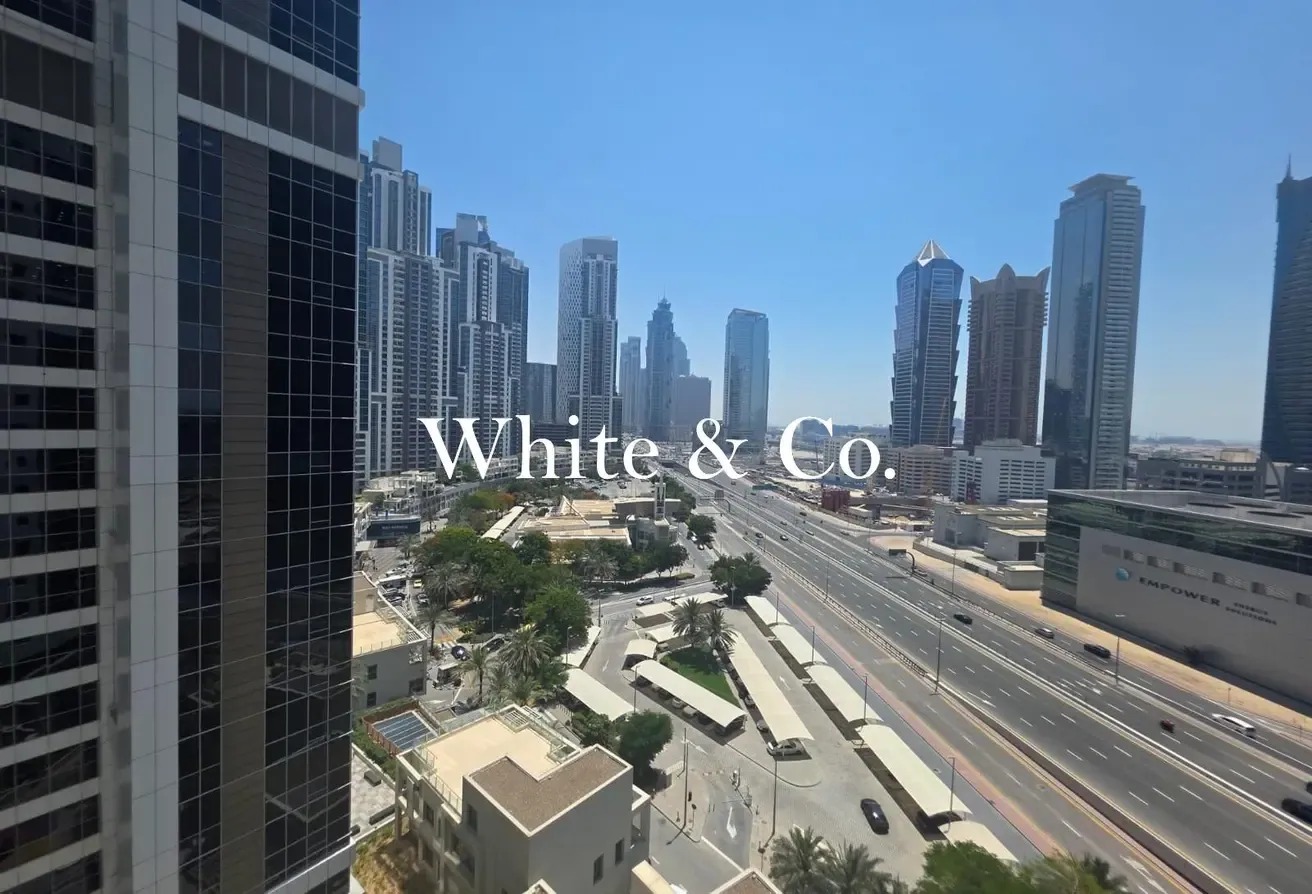 SPACIOUS | VACANT | PRIME LOCATION | METRO