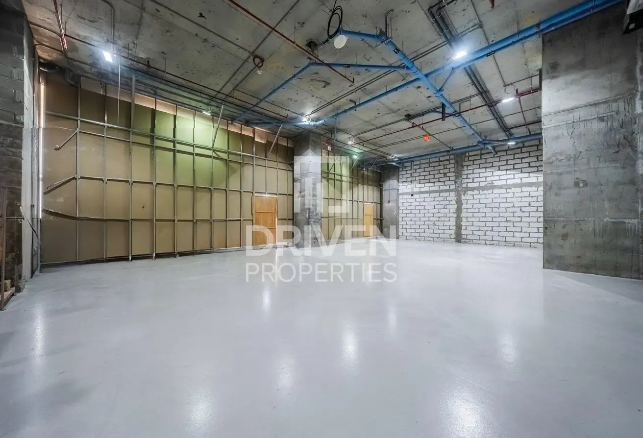 Rare Freehold Retail | Canal View | Investor Deal