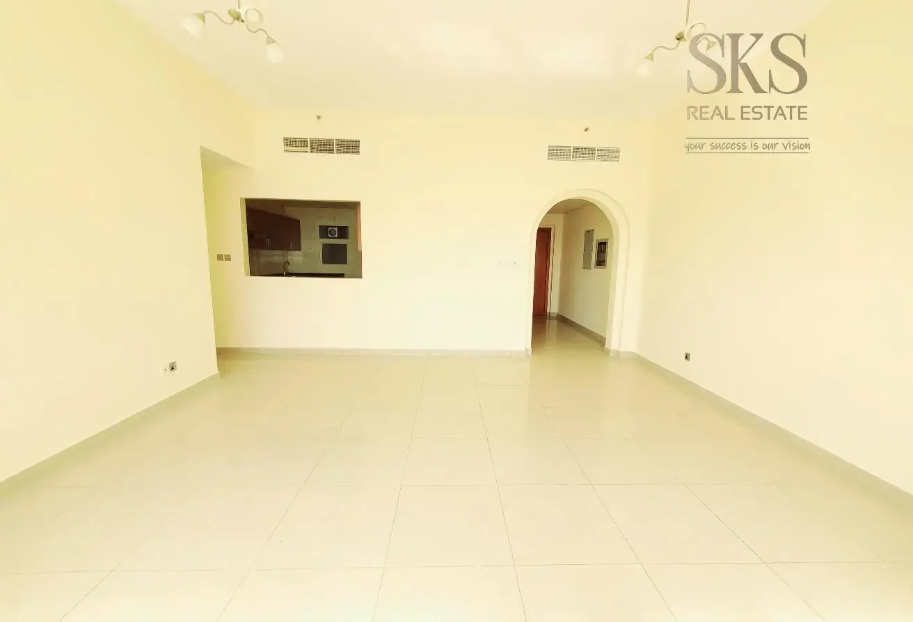 Ready To Move Near Metro 3BHK APT For Rent