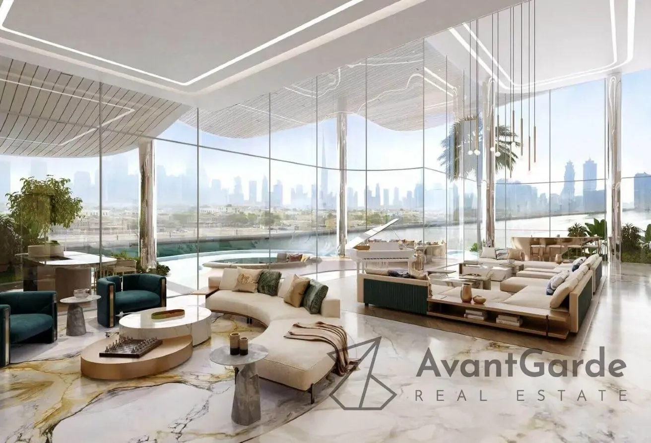 Luxury 5BR Skyvilla| Pool| Double Height Ceilings