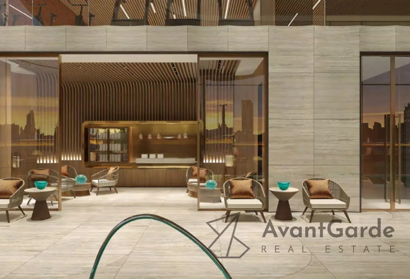 Luxury 5BR Skyvilla| Pool| Double Height Ceilings