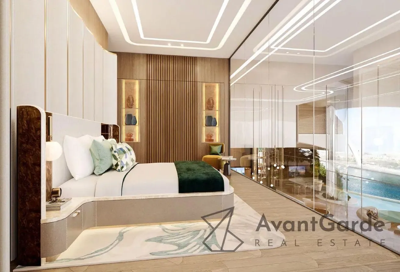 Luxury 5BR Skyvilla| Pool| Double Height Ceilings