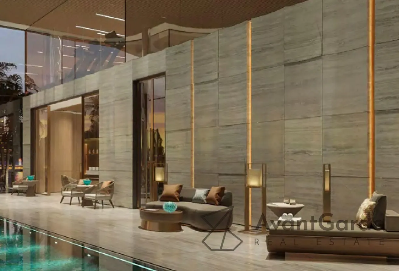 Luxury 5BR Skyvilla| Pool| Double Height Ceilings