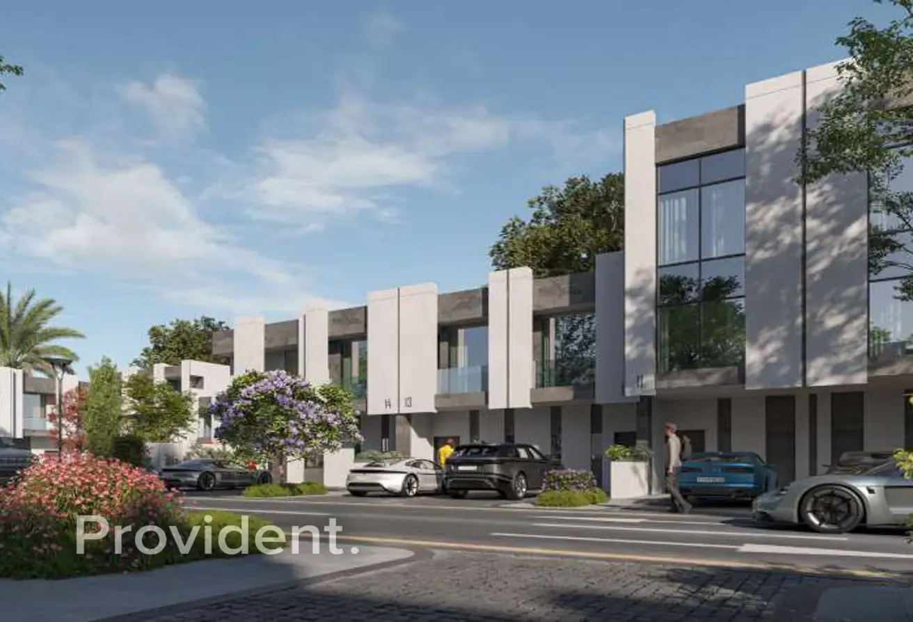 2BR Townhouse | Single Row | Prime Location