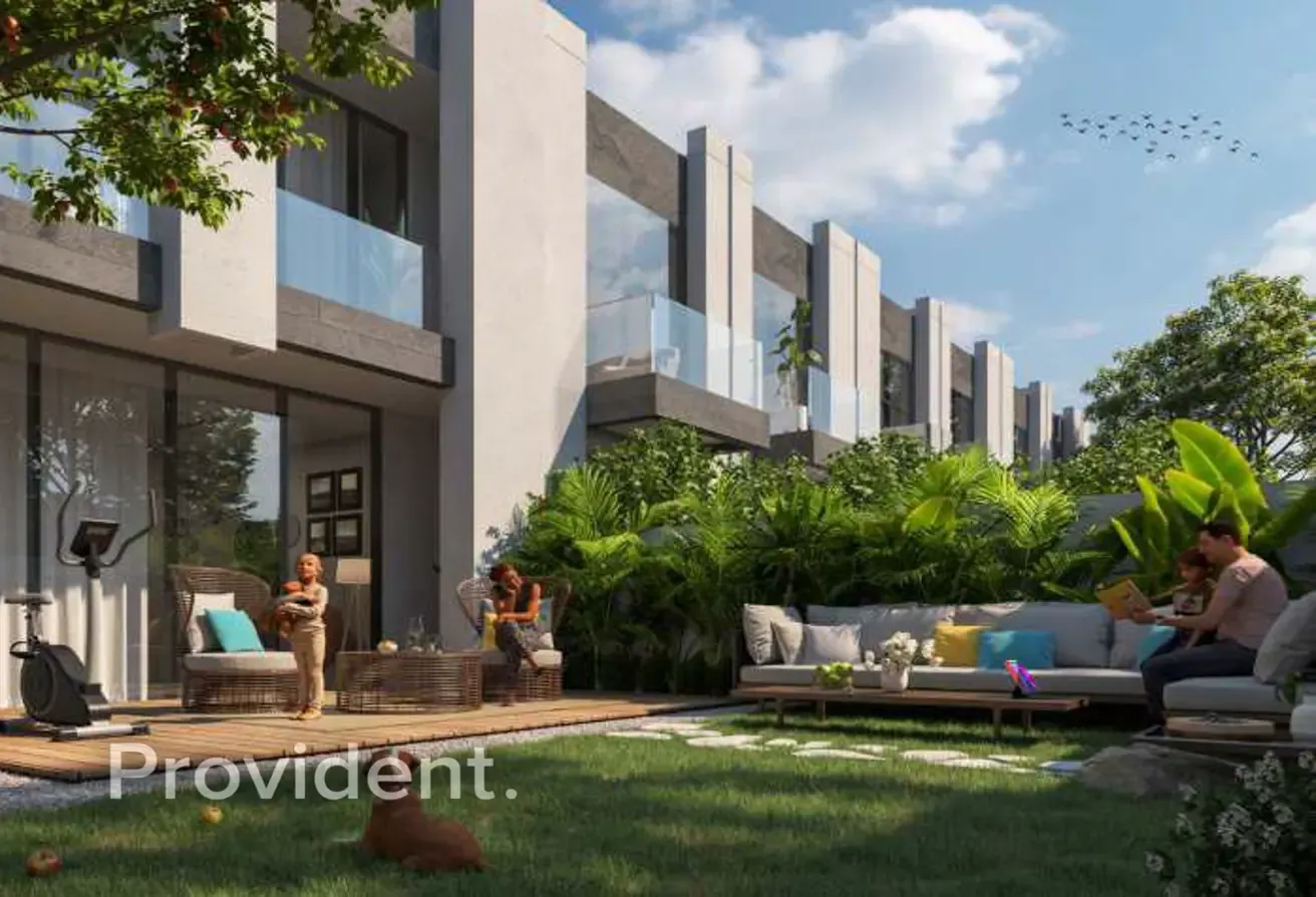 2BR Townhouse | Single Row | Prime Location