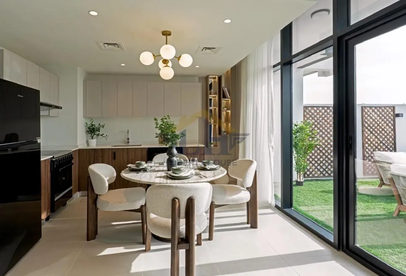 Modern Townhouse | Prime Investment Opportunity