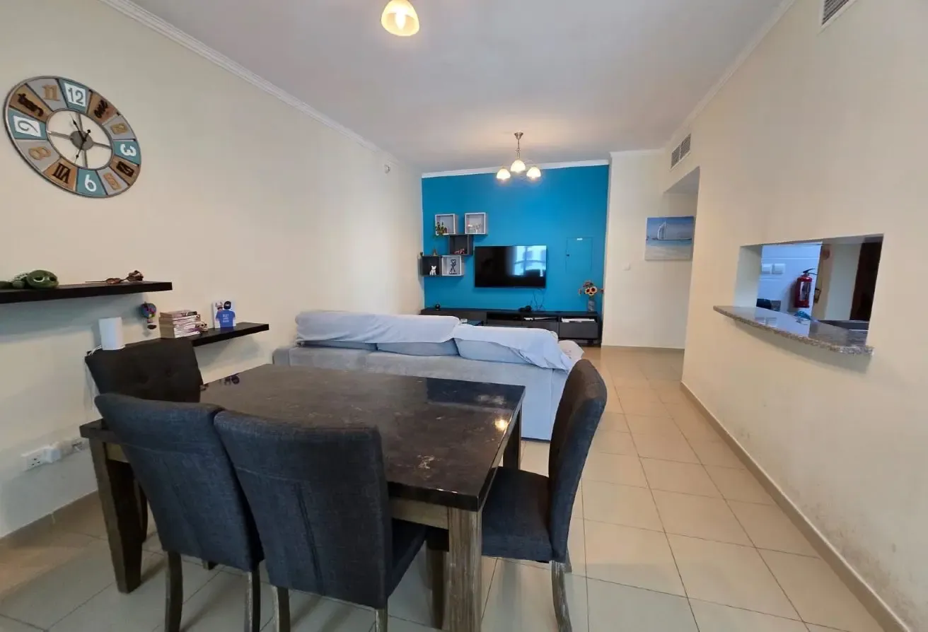 Full Lake View | Spacious 2Bedroom | Close Kitchen