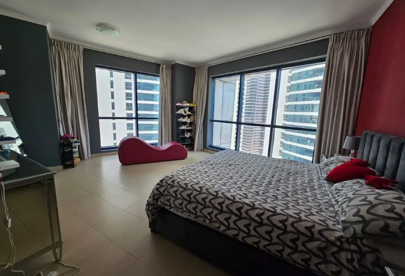 Full Lake View | Spacious 2Bedroom | Close Kitchen