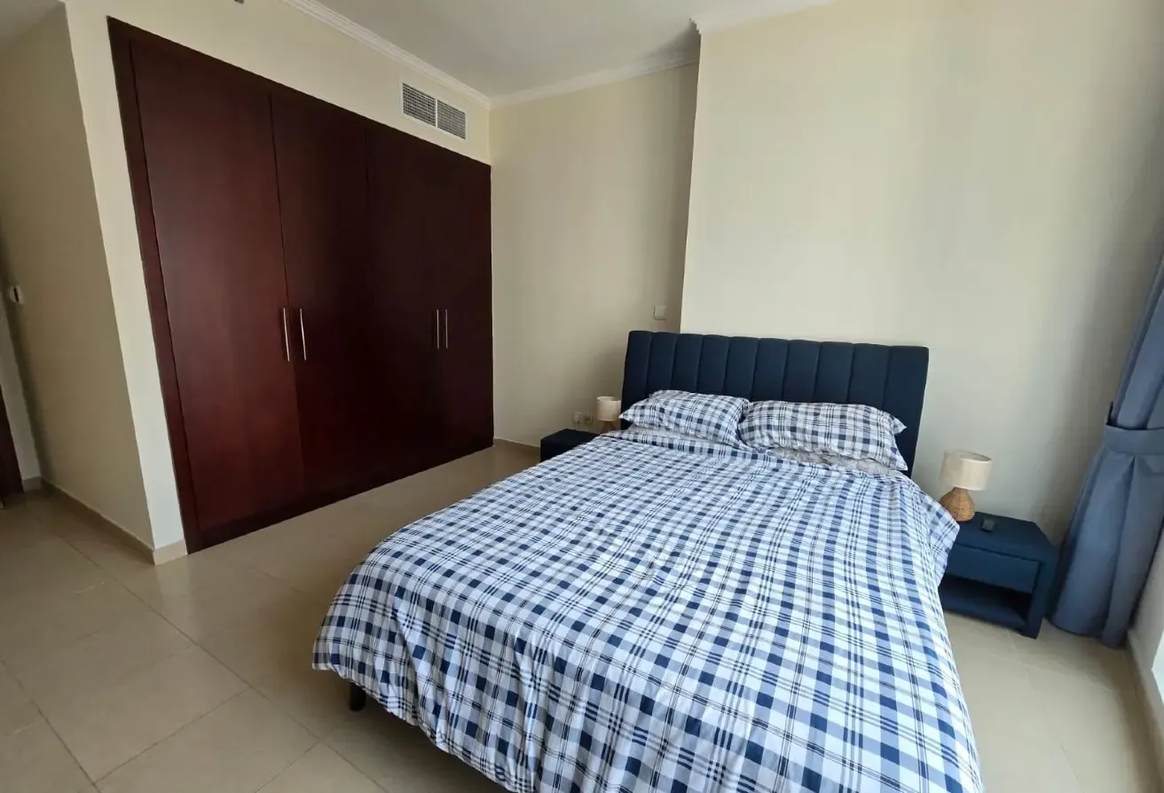 Full Lake View | Spacious 2Bedroom | Close Kitchen