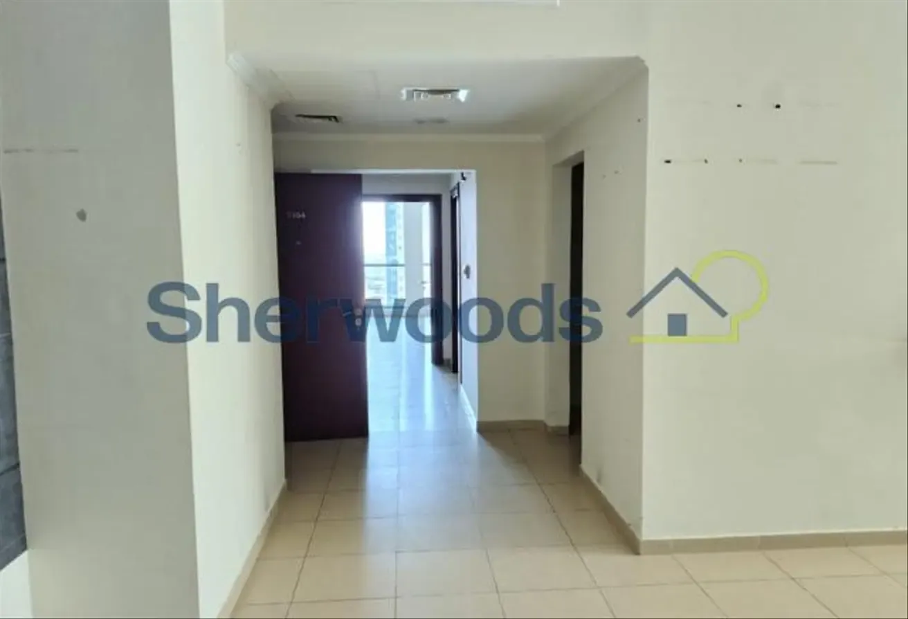 Spacious 2BR Duplex | Lake View | Jumeirah Bay X1