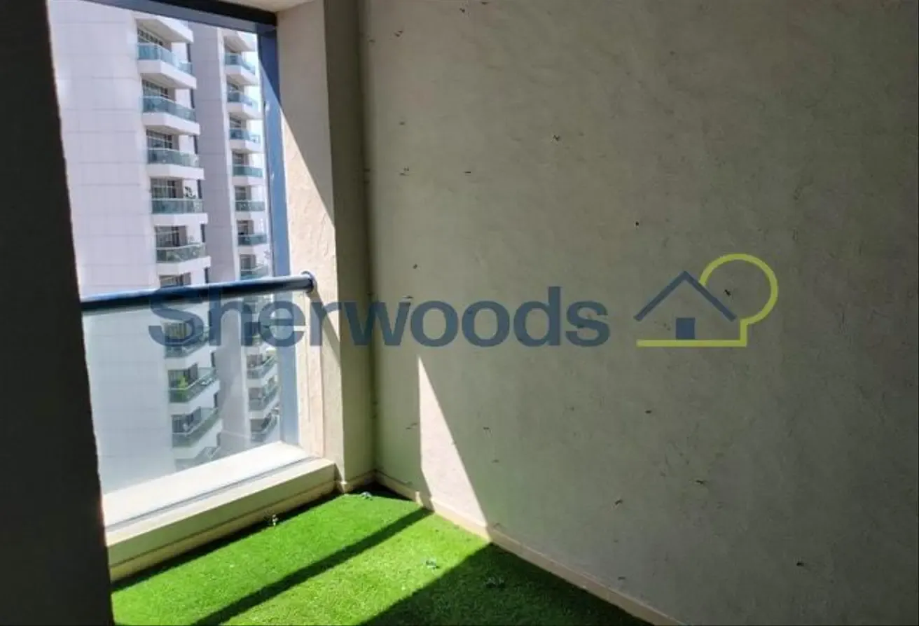 Spacious 2BR Duplex | Lake View | Jumeirah Bay X1