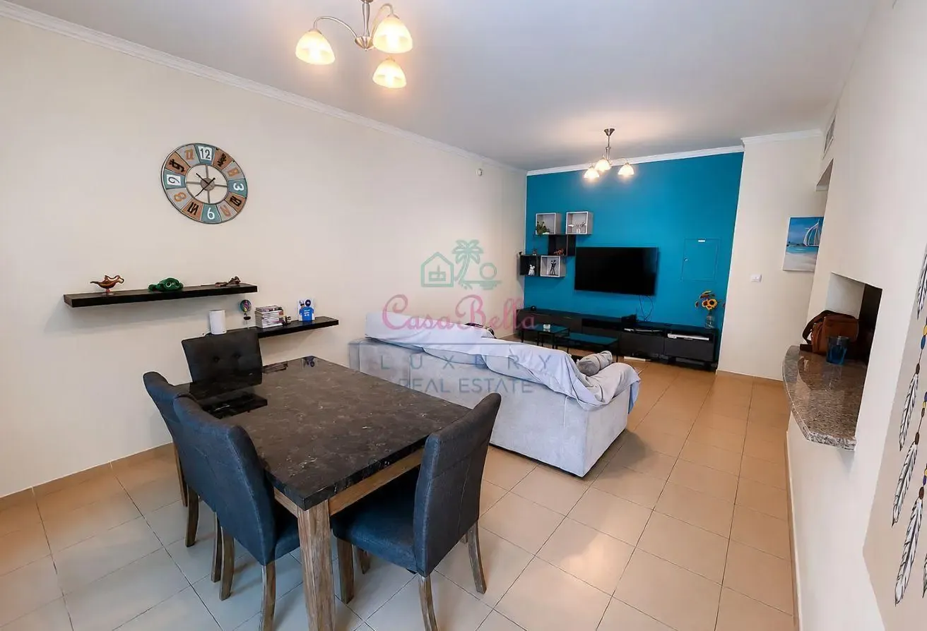 Corner Unit | Furnished | Marina & Lake Views