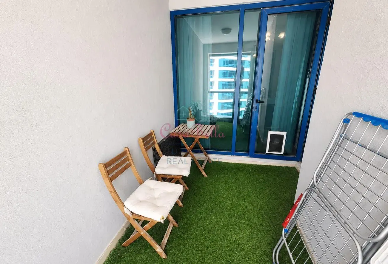 Corner Unit | Furnished | Marina & Lake Views