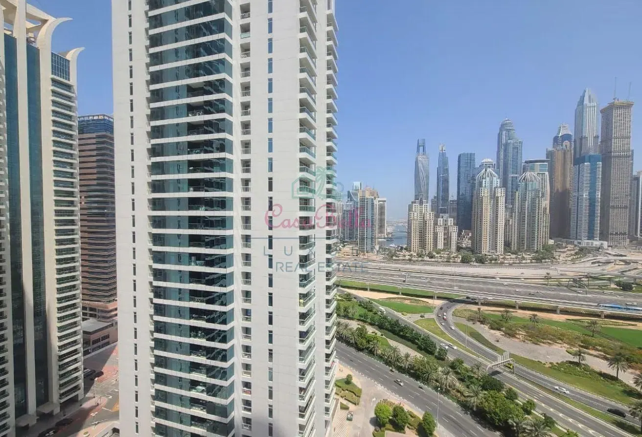 Corner Unit | Furnished | Marina & Lake Views
