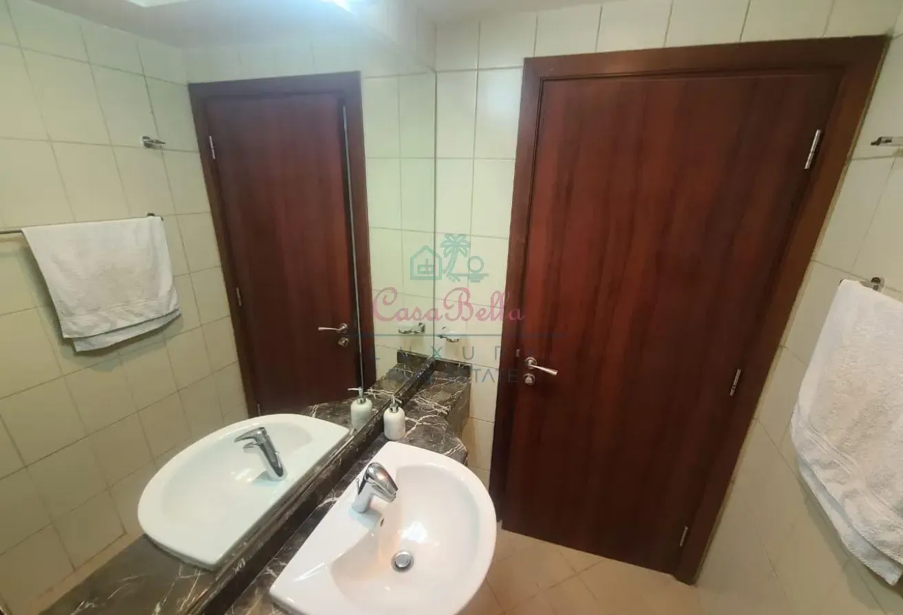 Corner Unit | Furnished | Marina & Lake Views