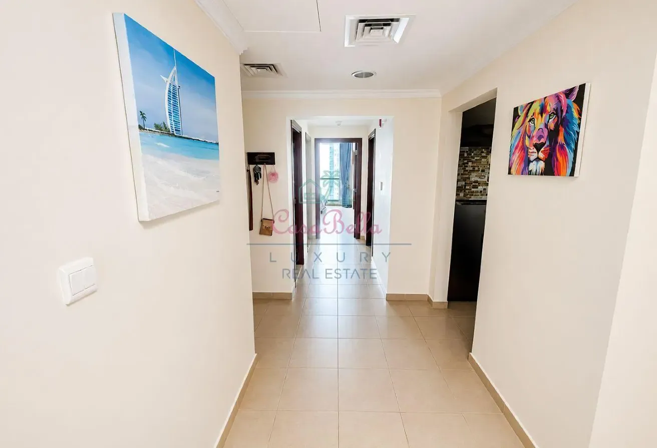 Corner Unit | Furnished | Marina & Lake Views