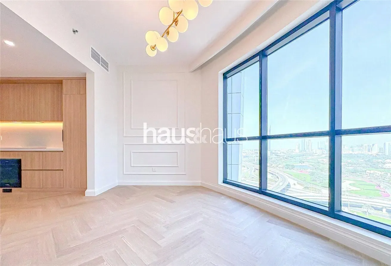 Fully Upgraded | Vacant on Transfer | Golf Views