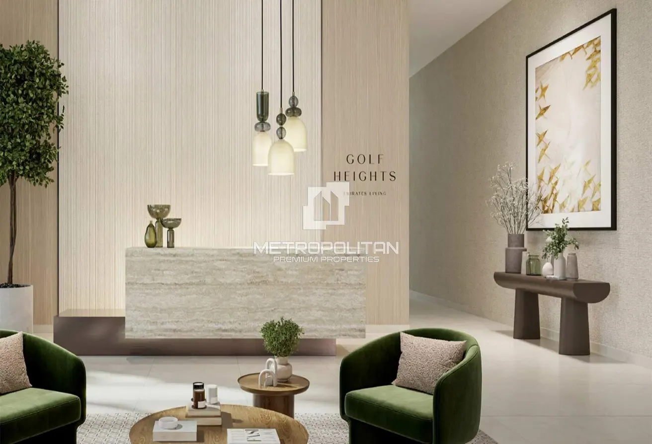 1 BR Sky Collection | Corner Unit |Racecourse View
