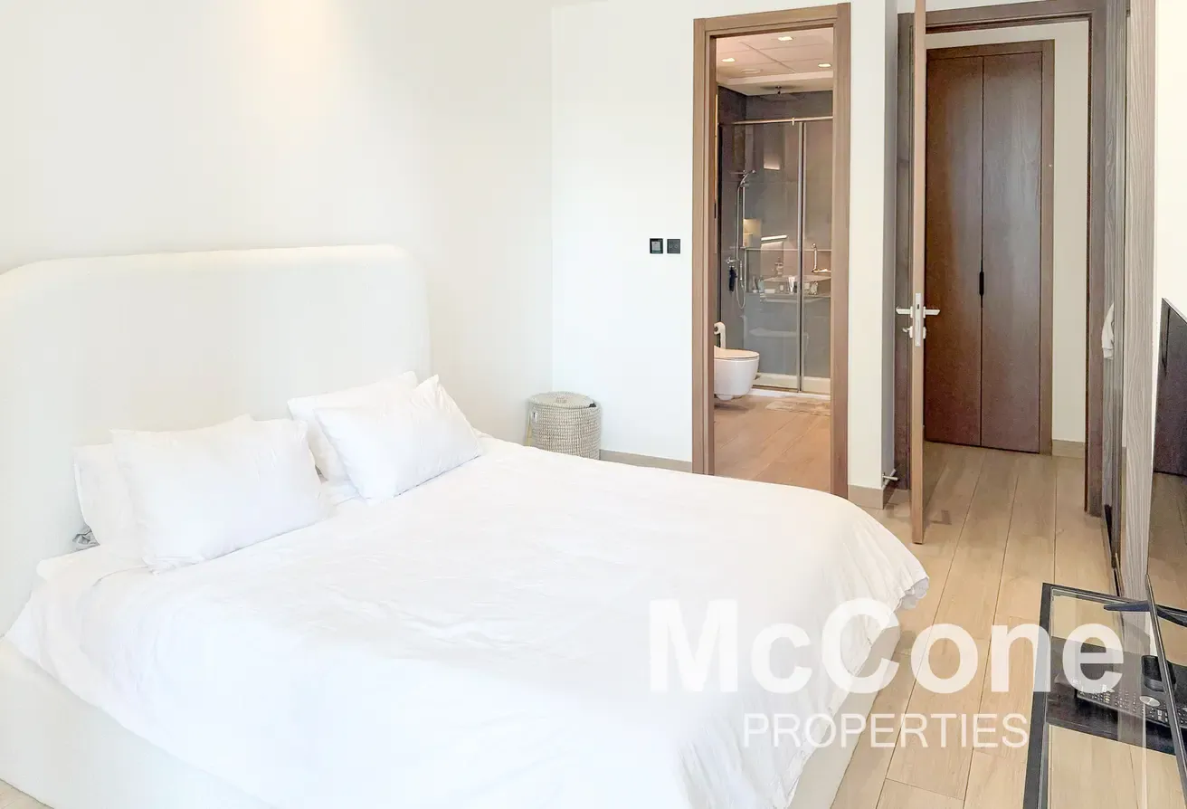 Premium Quality | Vacant | Modern Unit