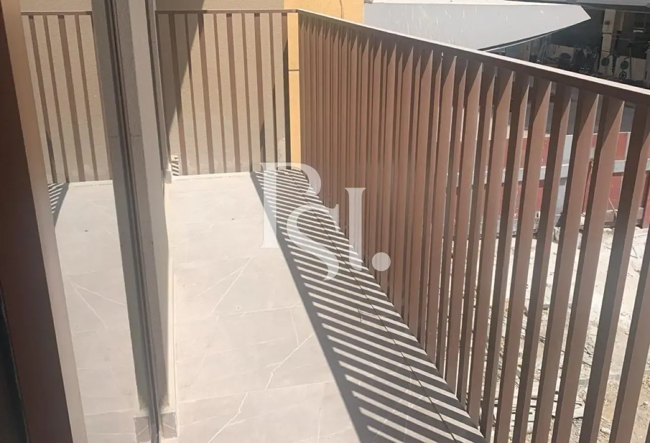 Corner Unit | Furnished | Tenanted | Good ROI