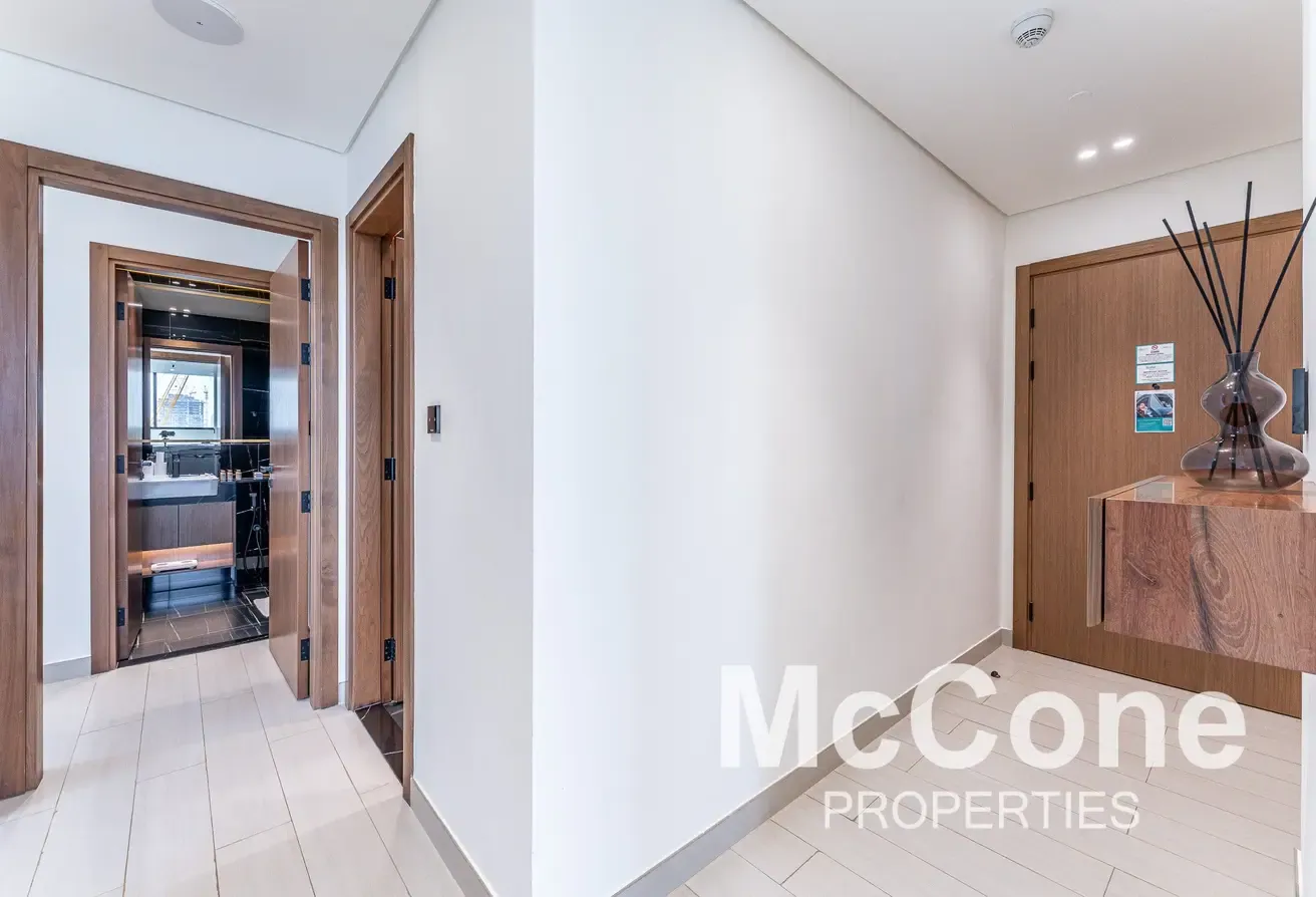 Vacant Unit | High Returns | Near Exit