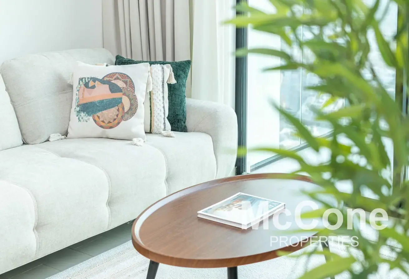 Contemporary | Vibrant | Sophisticated