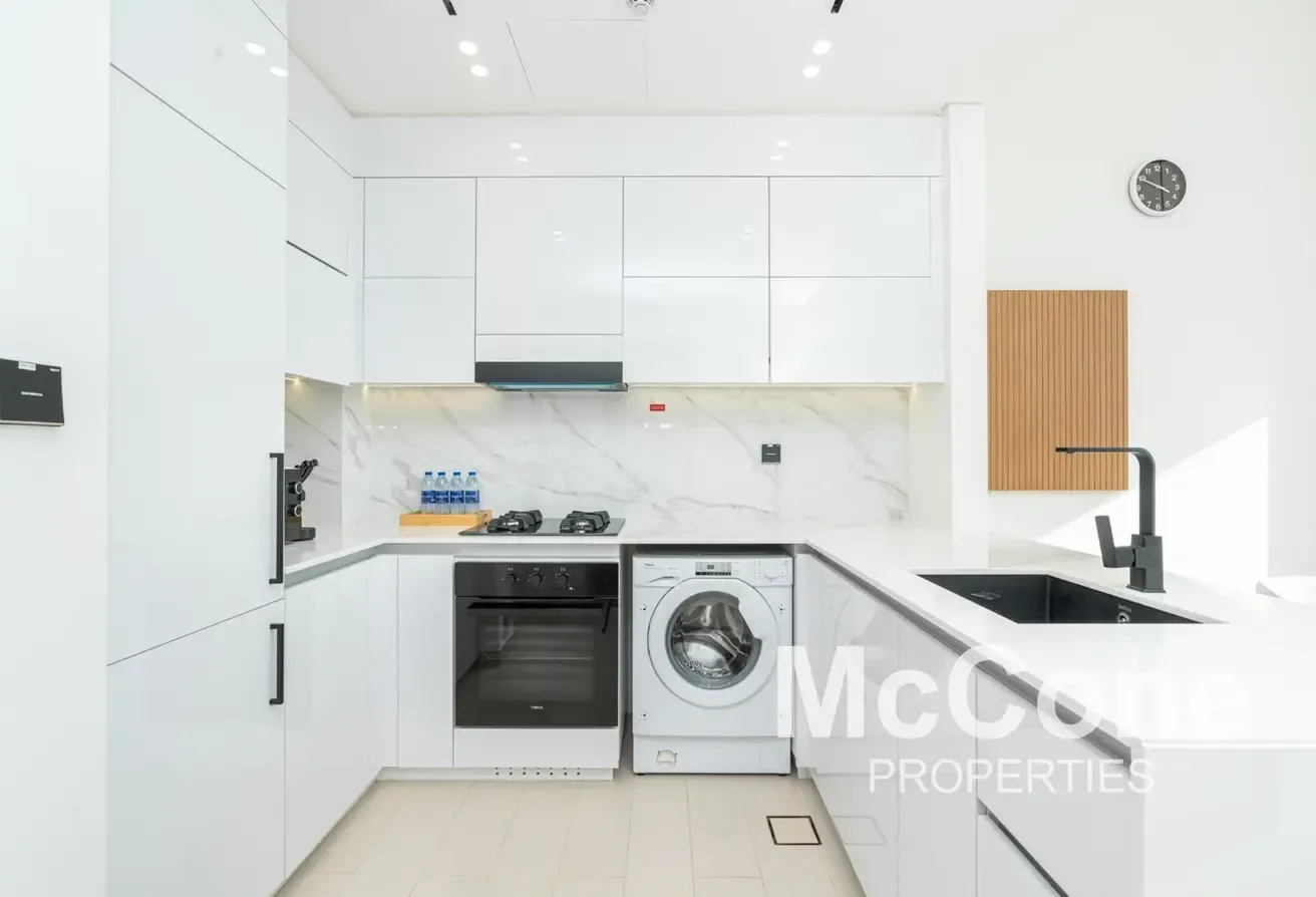 Contemporary | Vibrant | Sophisticated