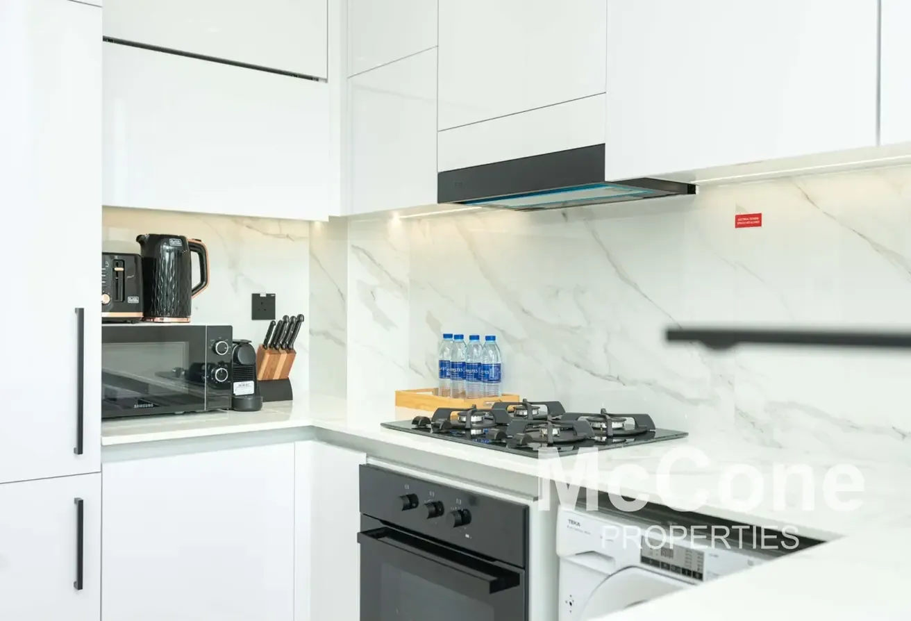 Contemporary | Vibrant | Sophisticated