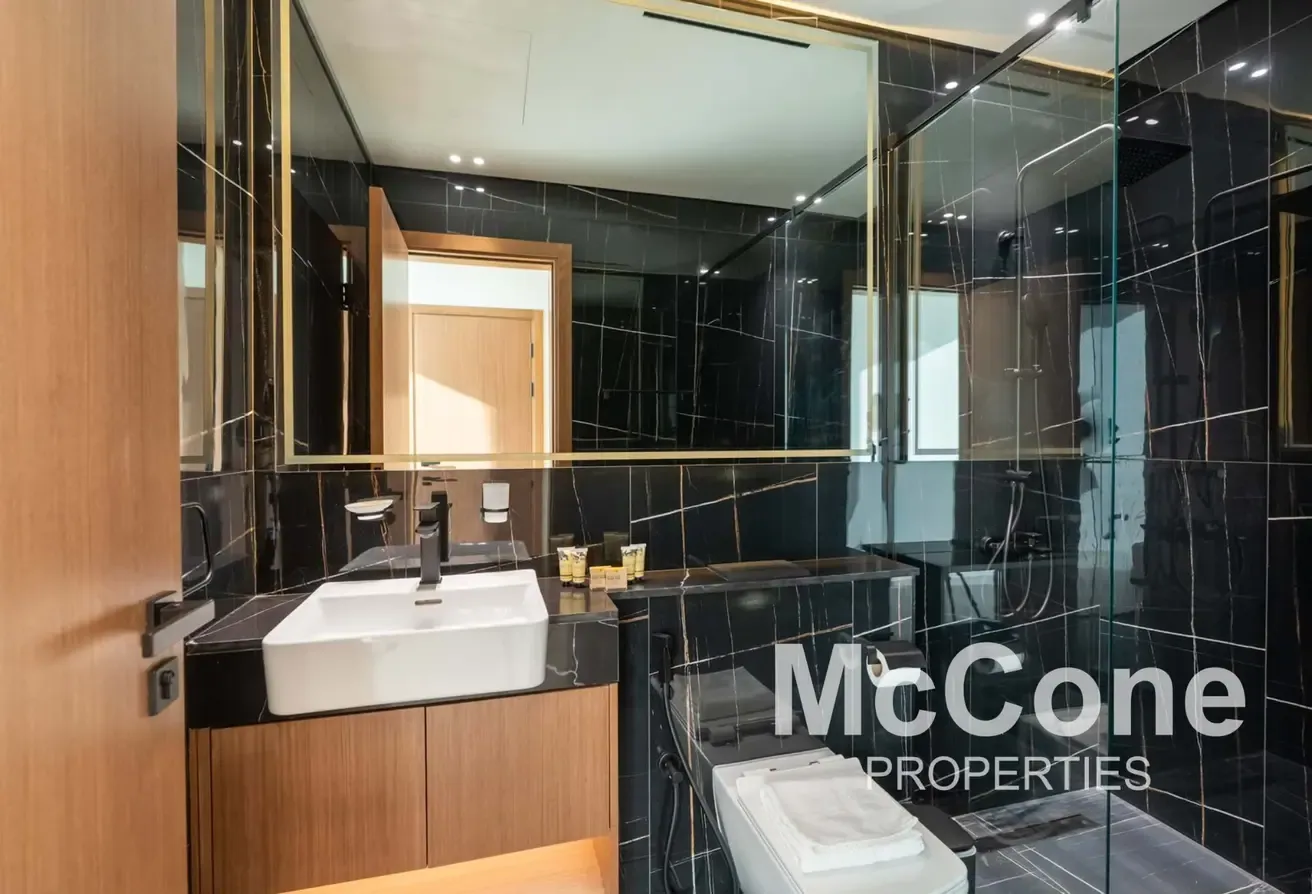 Contemporary | Vibrant | Sophisticated