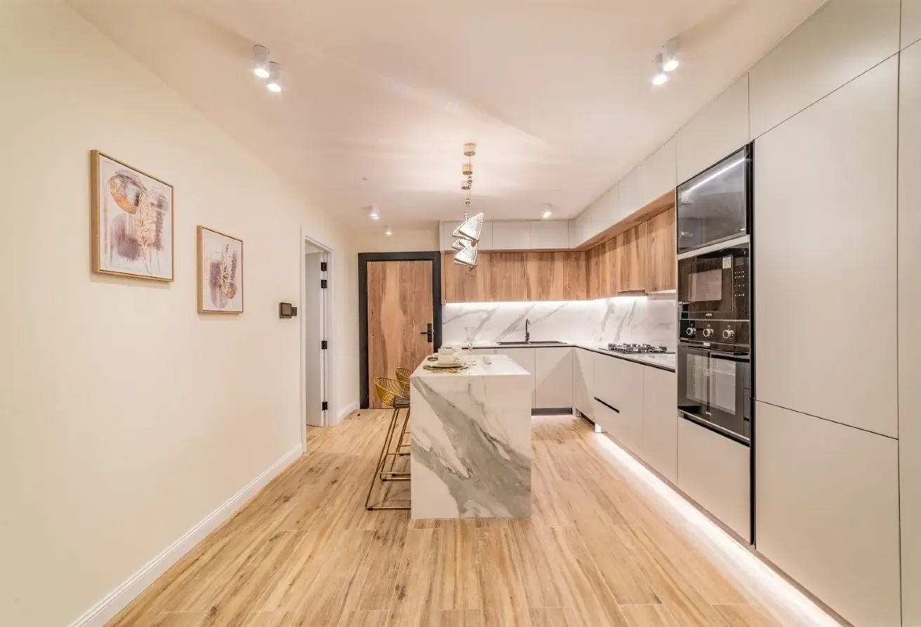 1BEDROOM PLUS STUDY | PRIVAYE POOL - BRAND NEW