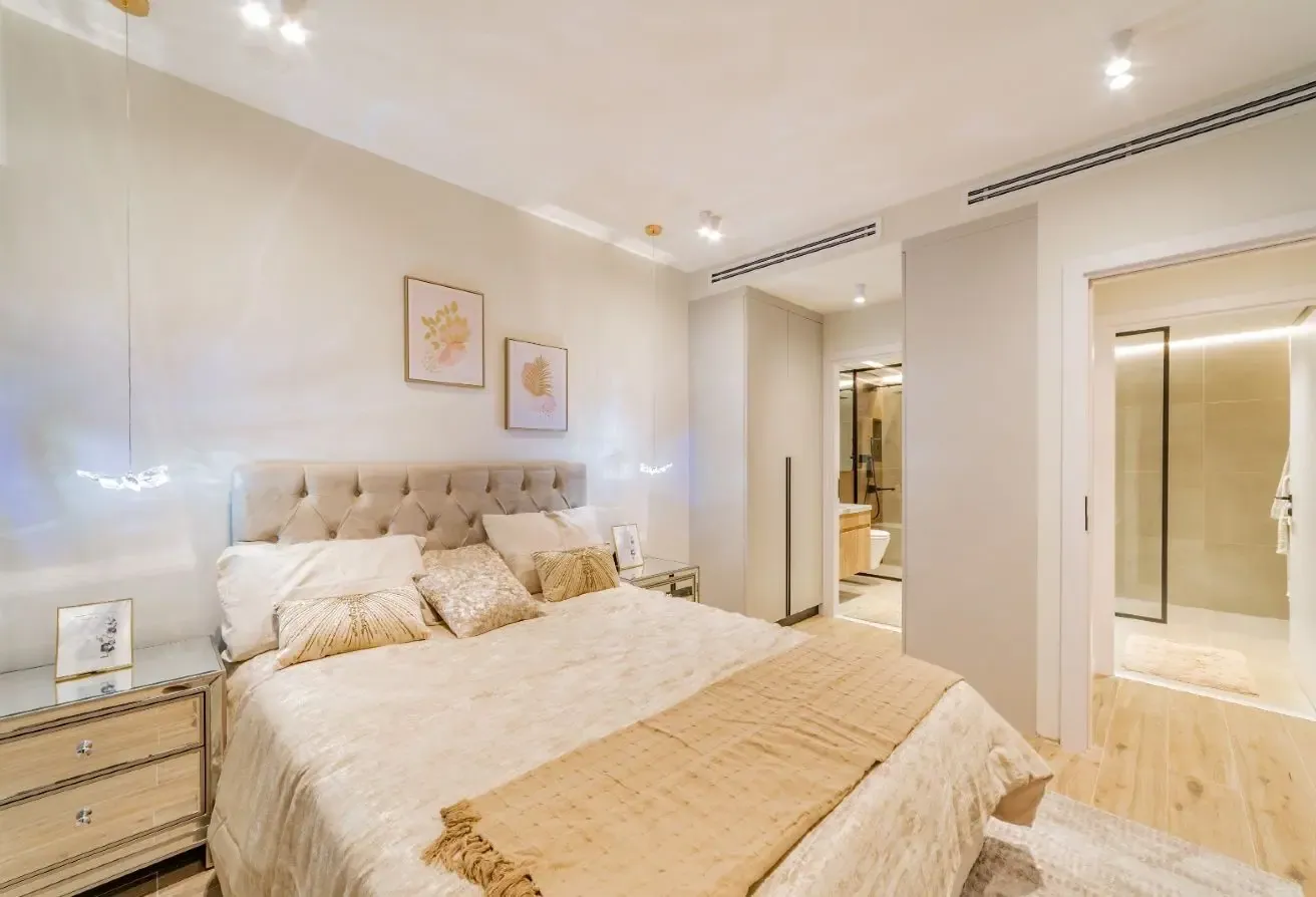 1BEDROOM PLUS STUDY | PRIVAYE POOL - BRAND NEW