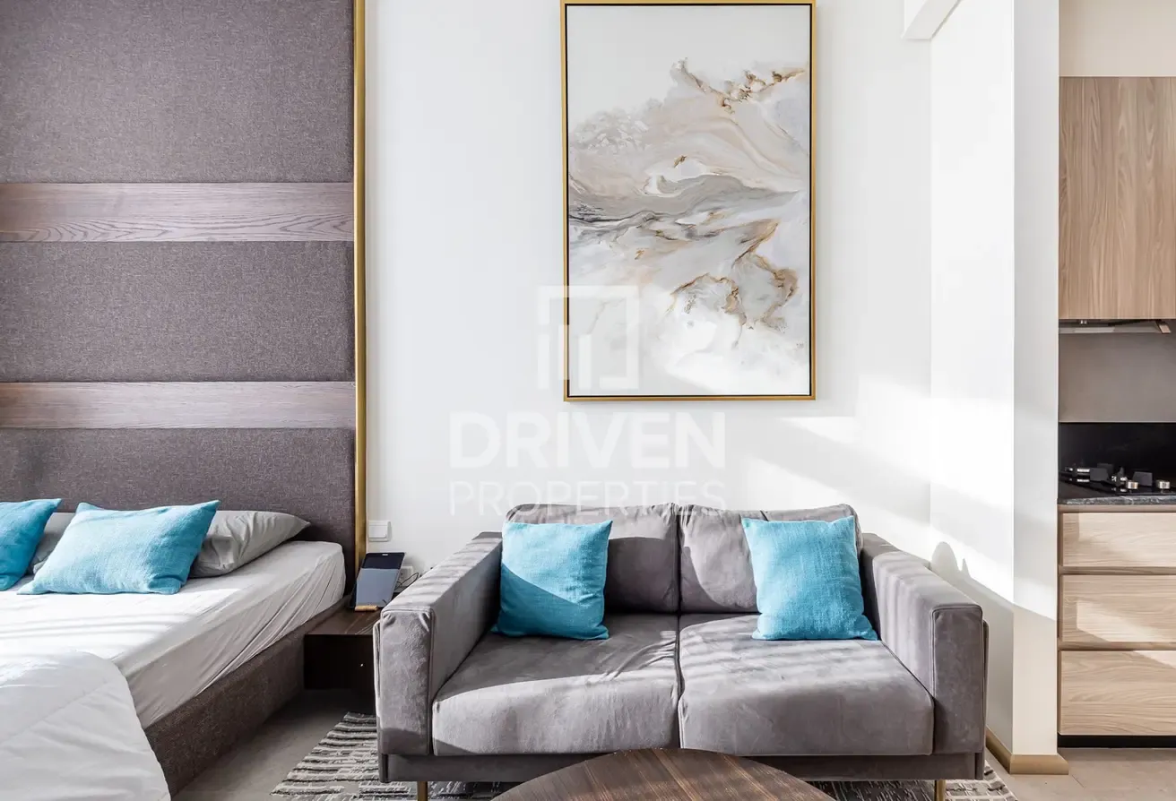 Amazing Studio | Furnished | Tenanted Unit