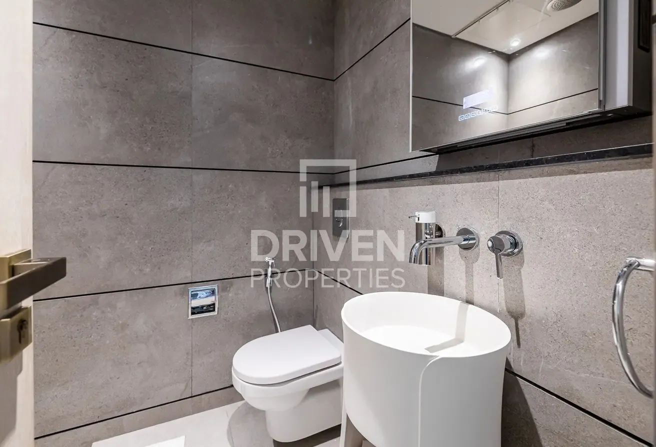 Amazing Studio | Furnished | Tenanted Unit