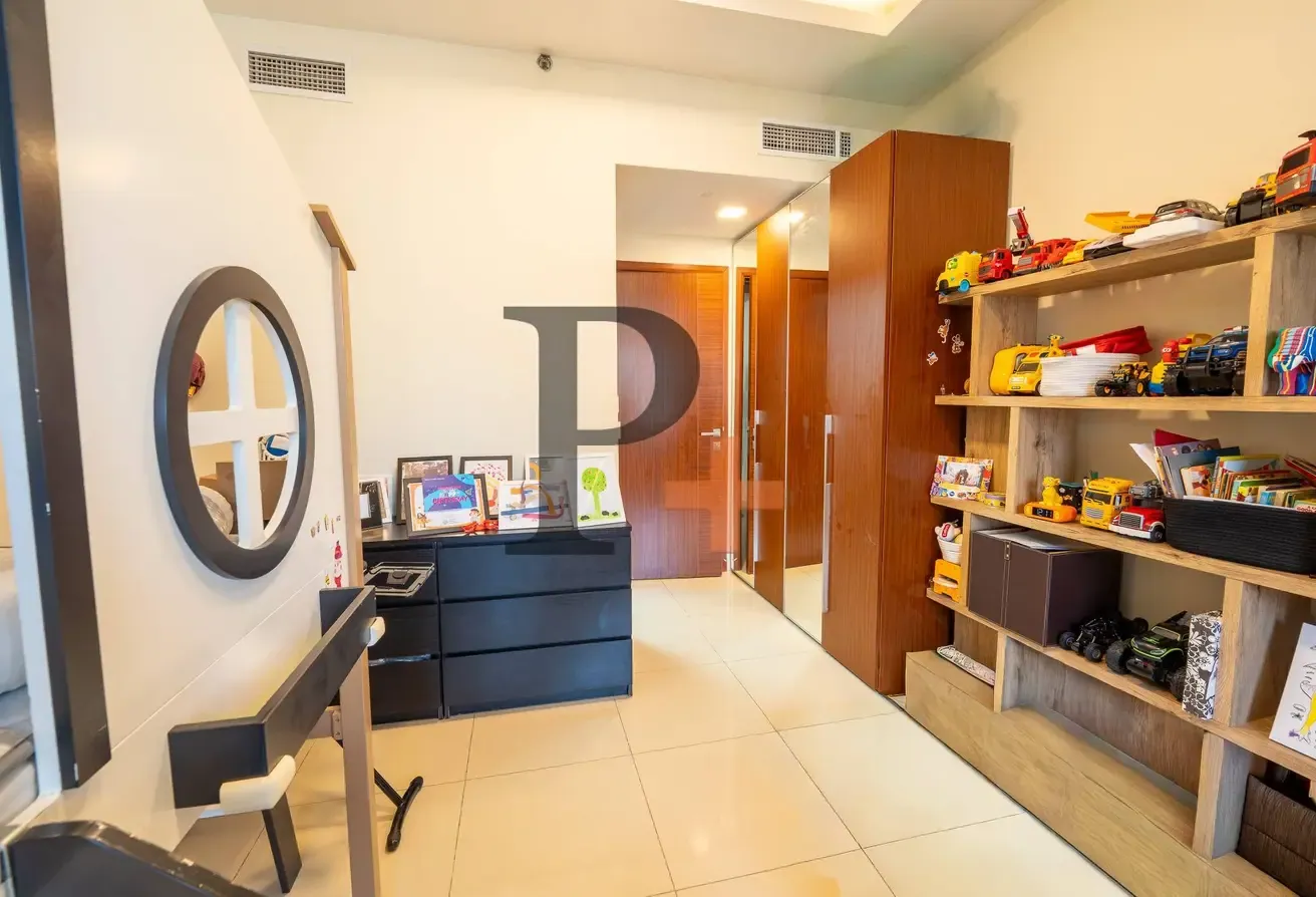 2BR + Maid | Corner unit | Well maintained