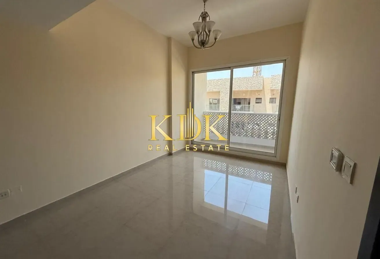 Vacant 2BR | Ideal for End user | Modern Layout