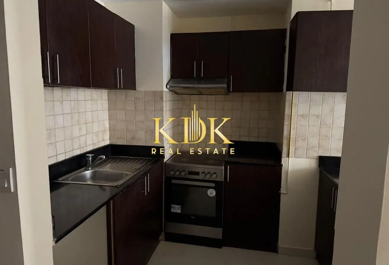 Vacant 2BR | Ideal for End user | Modern Layout