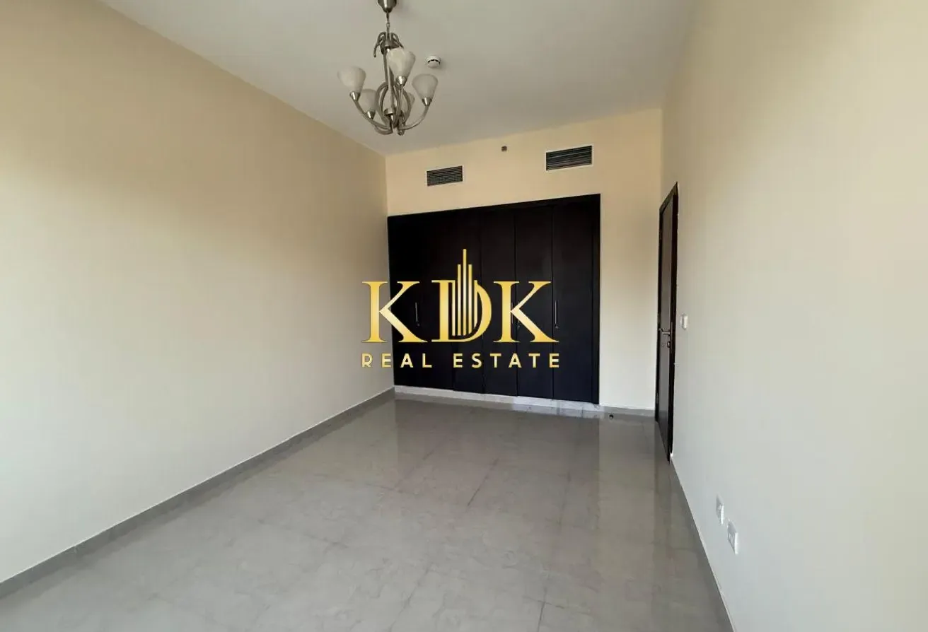 Vacant 2BR | Ideal for End user | Modern Layout