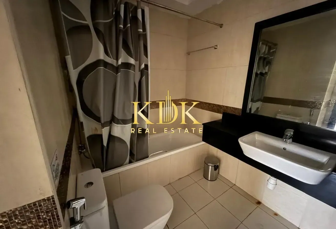 Vacant 2BR | Ideal for End user | Modern Layout