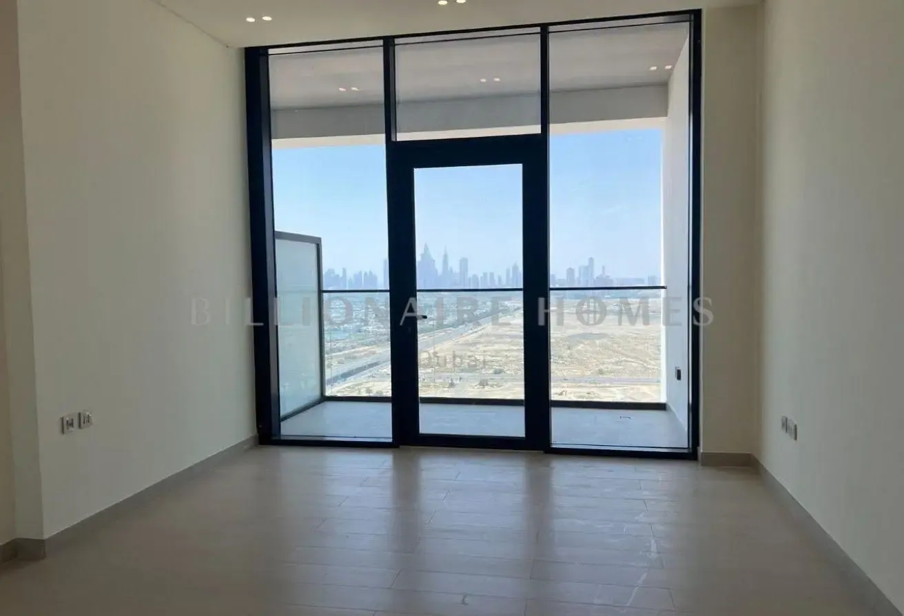 Vacant | Modern Studio | Prime Location