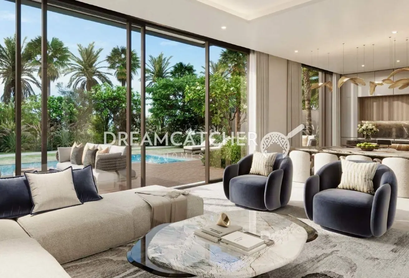 Luxury Lifestyle in Gated Community- Handover 2028