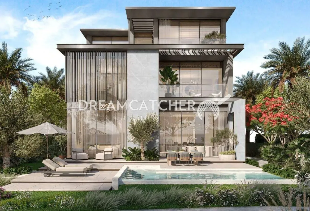 Luxury Lifestyle in Gated Community- Handover 2028